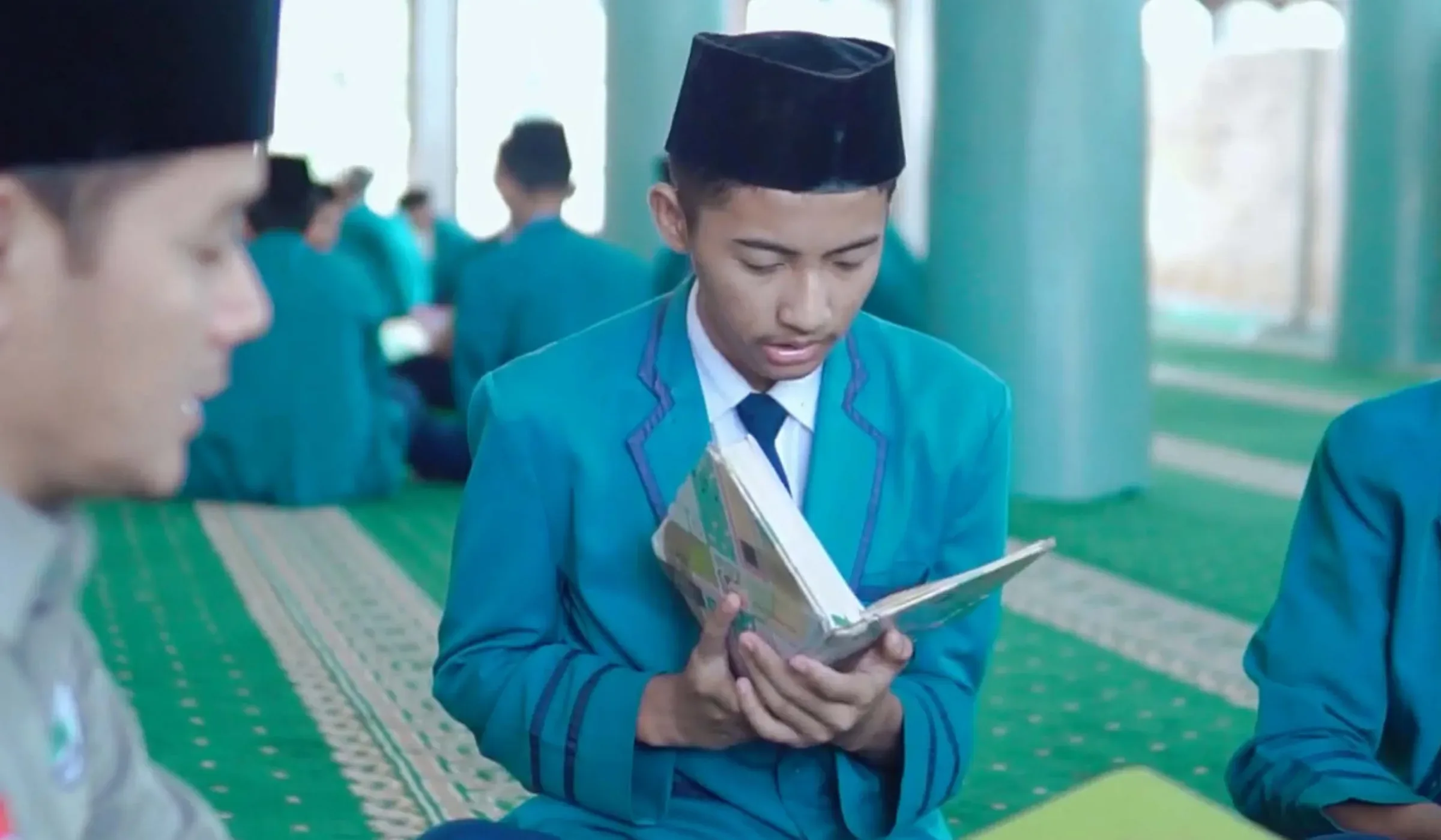 Hafalan Al-Qur’an Minimal 2 Juz
