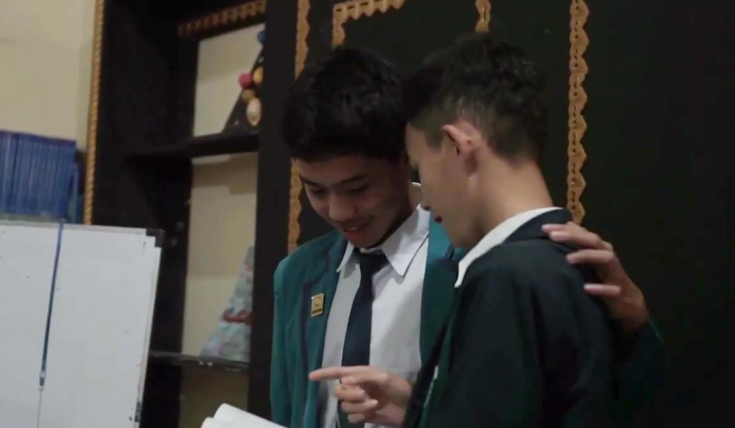 Menguasai Percakapan Dasar Bahasa Arab & Bahasa Inggris